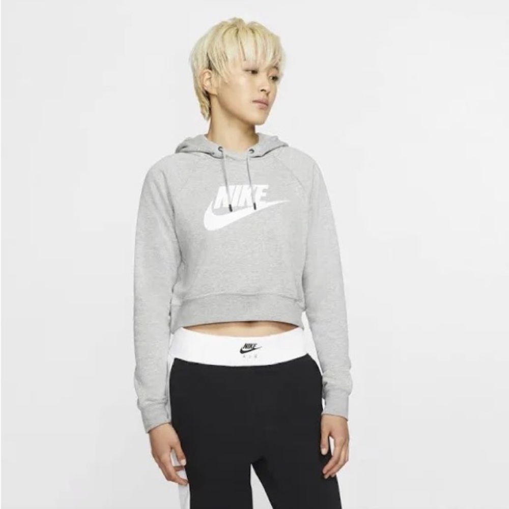 Grey Nike cropped hoodie size M